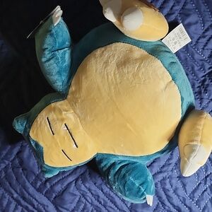 NWT Pokemon 9 inch (from ear to rear) Snorlax!